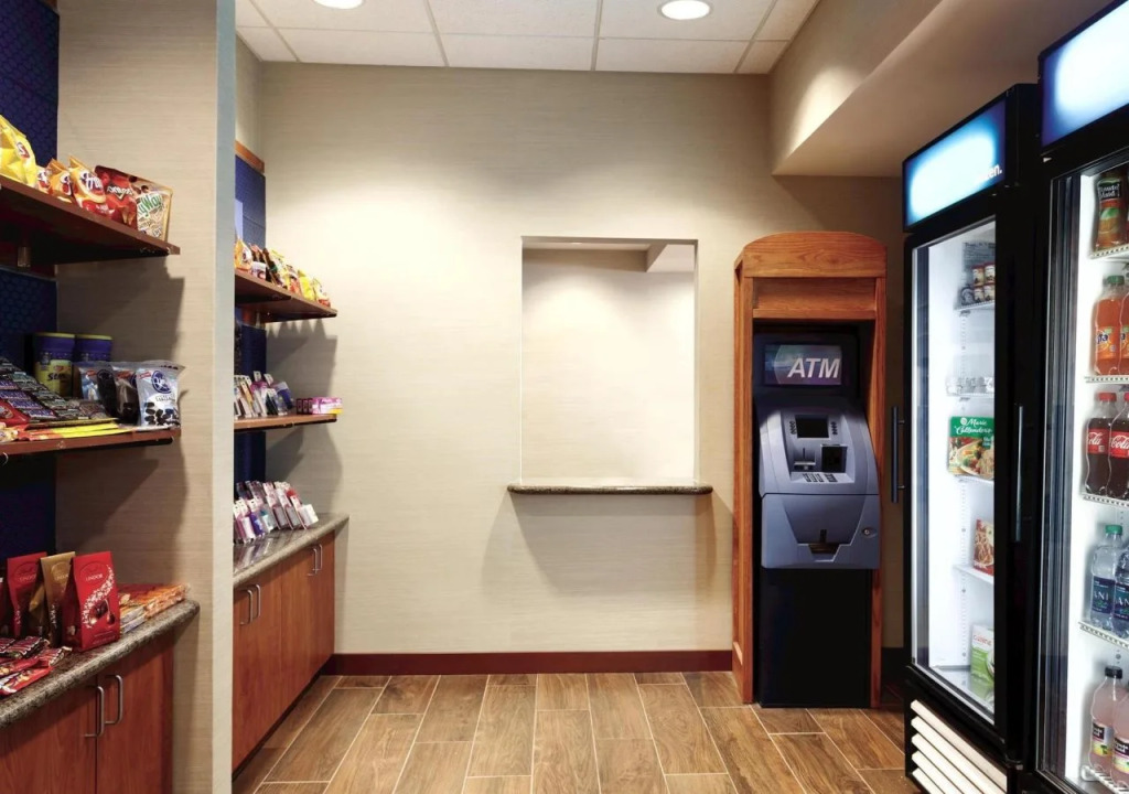 Hampton Inn & Suites Mystic