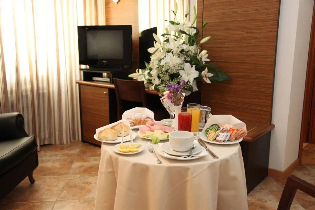 Royal Hotel