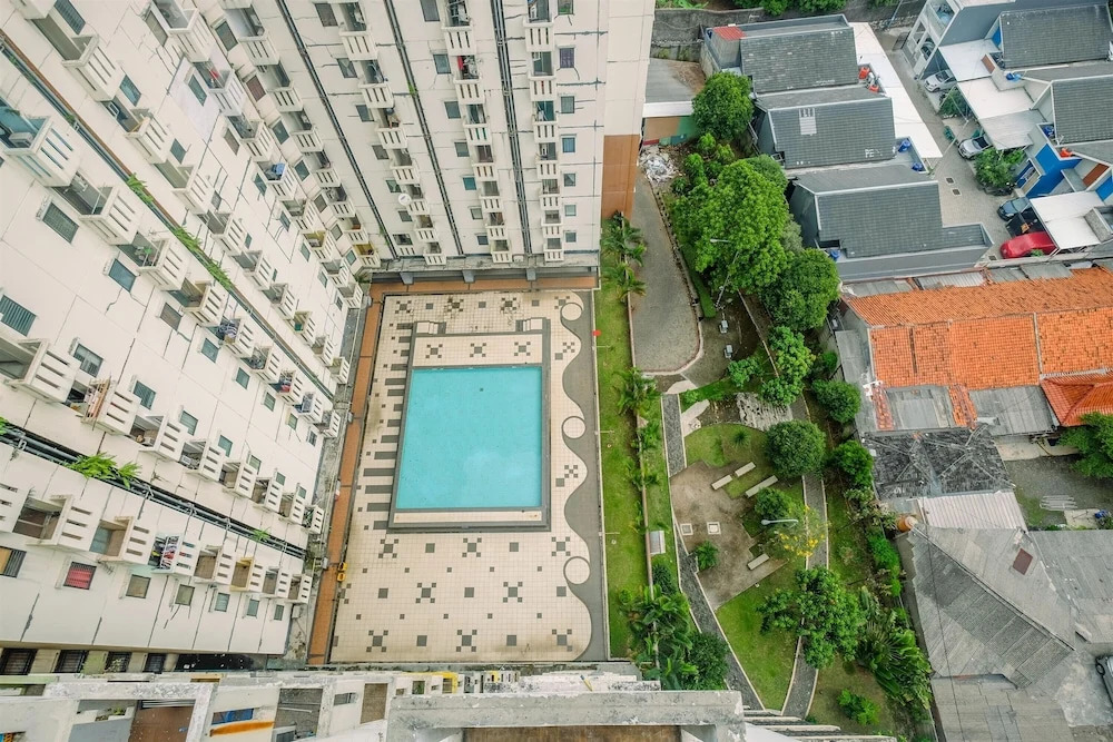 Comfort and Cozy Living 2BR at Cibubur Village Apartment By Travelio