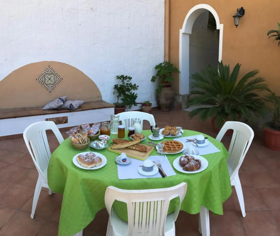 La Mimosa di Erice