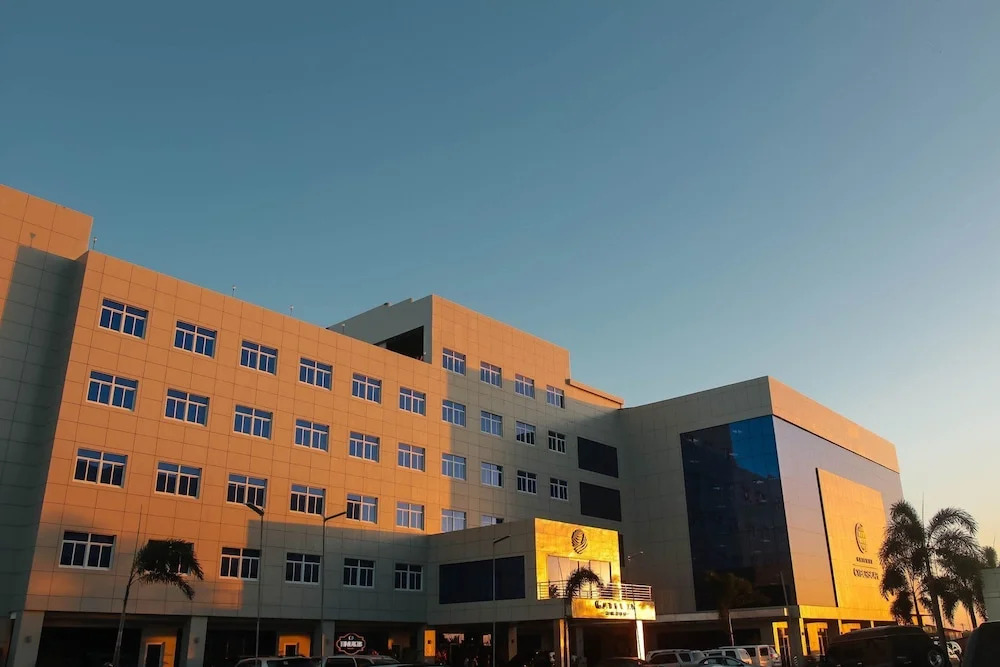 Iloilo Gateway Hotel and Suites