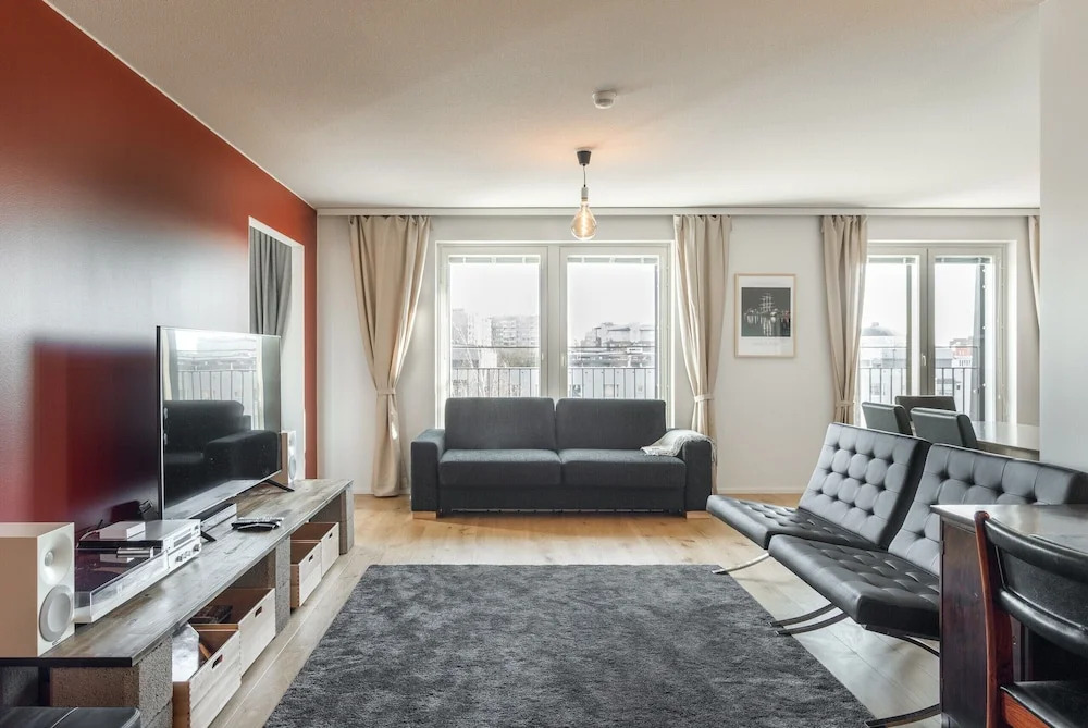 Riverside Lux, Sauna, 2 underground car parking