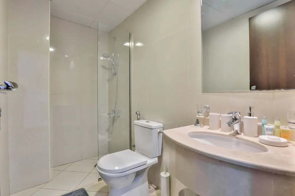 Driven Holiday Homes - Binghatti Pearls