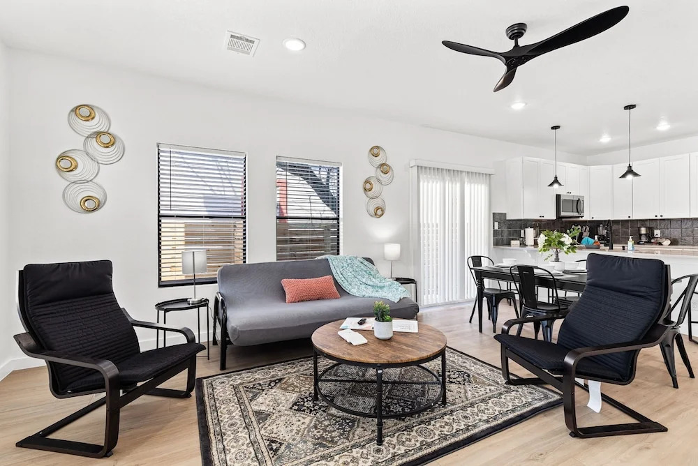 Brand New Relax at 3BR 2BA Apt Near City Center
