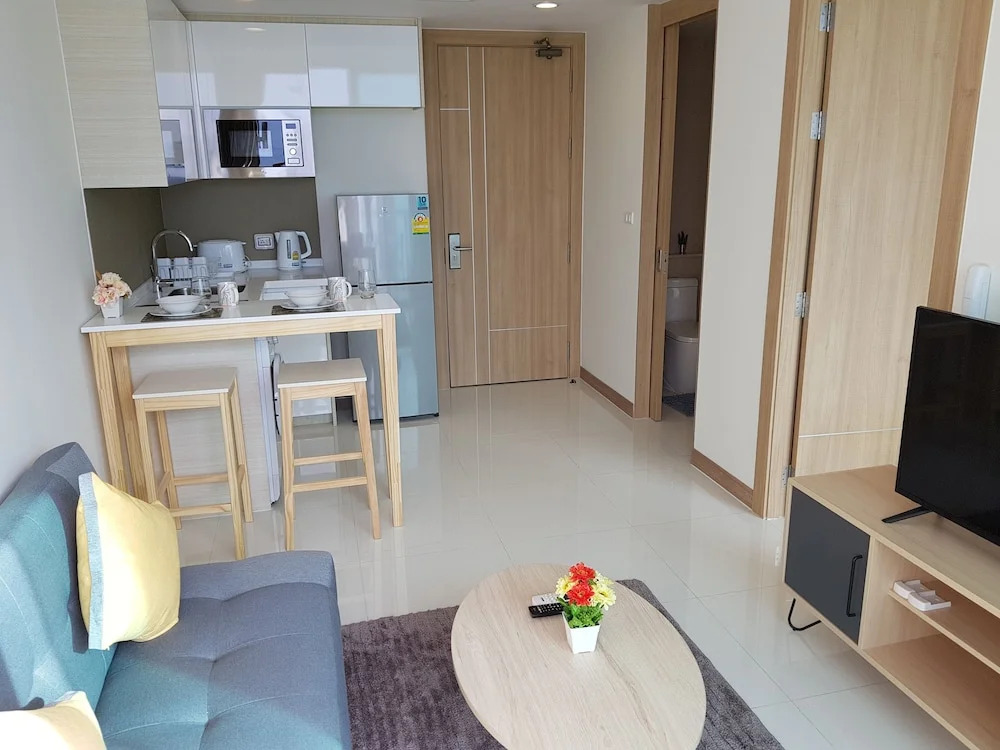 Riviera 1BR Sea View B1111