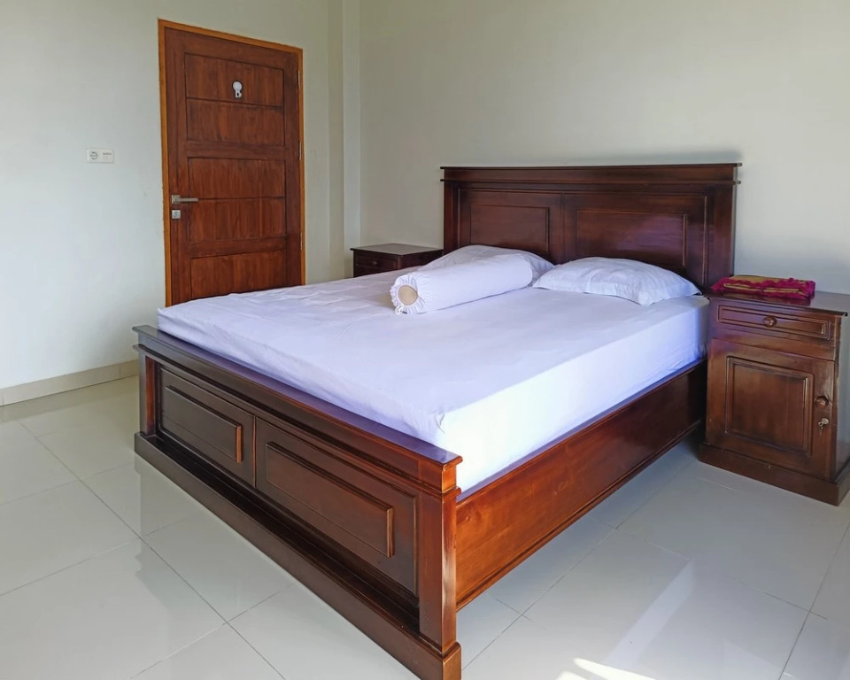 RedDoorz @ Green Homestay Syariah Baubau