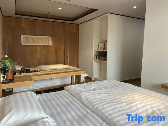Wuxi Youjia Homestay (Railway Station)