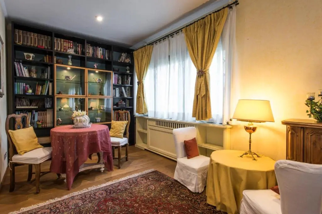 Fabulous Florentine Villa in the City..