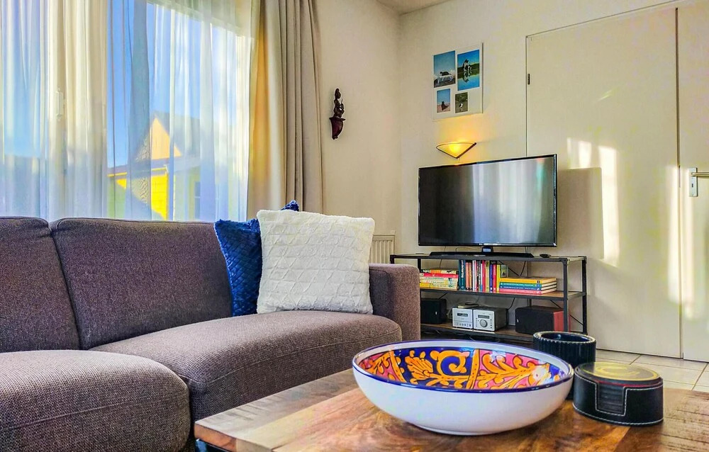 4 Bedroom Beautiful Home In Wemeldinge