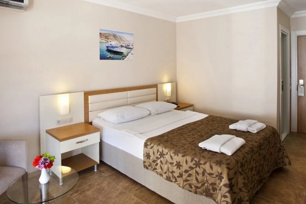 Risa Hotel