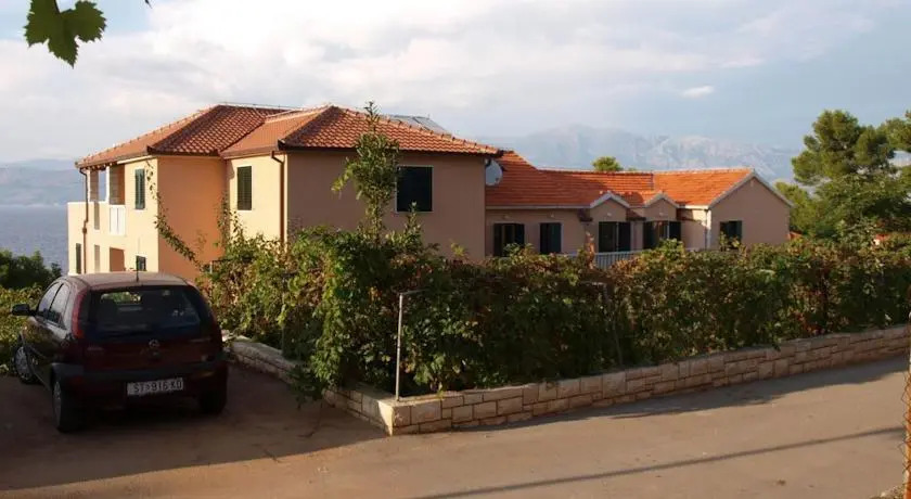 Apartmani Santic
