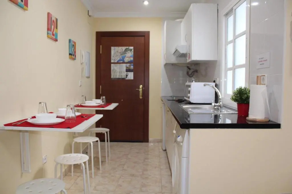 Nice and New Studio close to the city center 3ºA