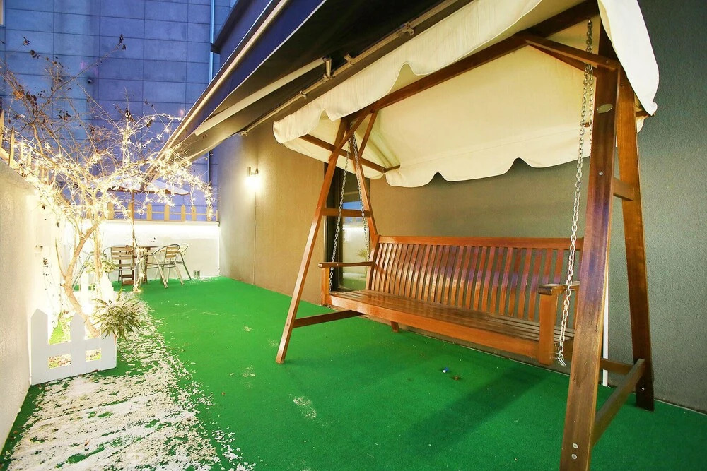 Hotel Pop Guri