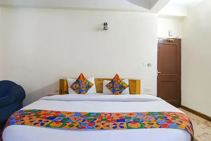 FabHotel Baragarh Regency