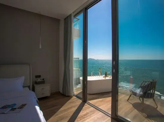 Sanya Shibu Coastal Seaview Homestay (SANTA LUCIA)