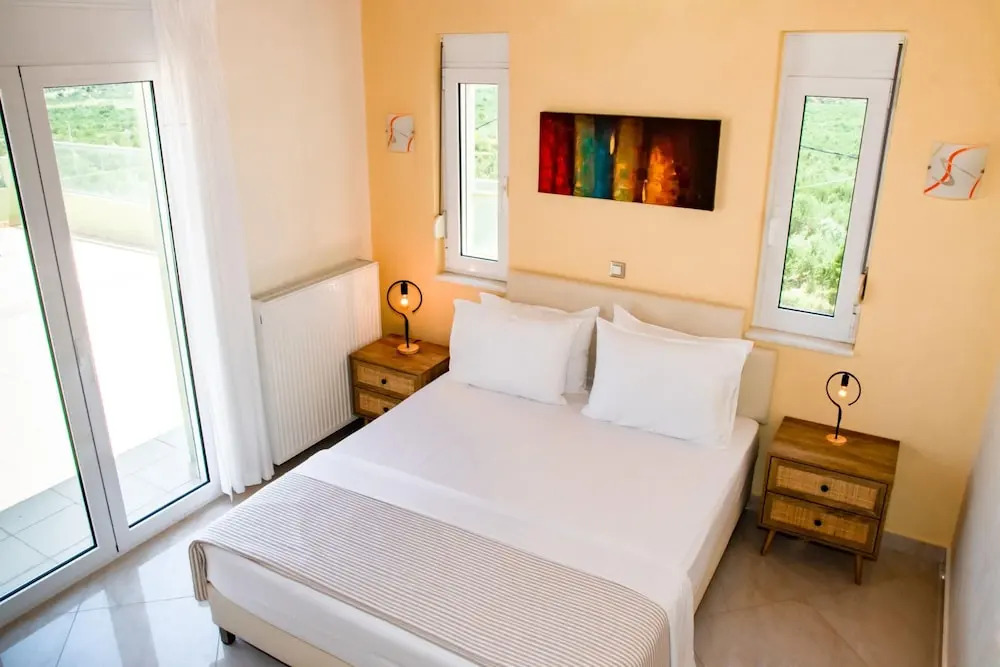 Villa Dimokratia
