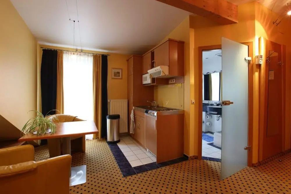 Au Ptit Max - Studios hotel