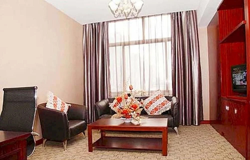 Rongfu Hotel