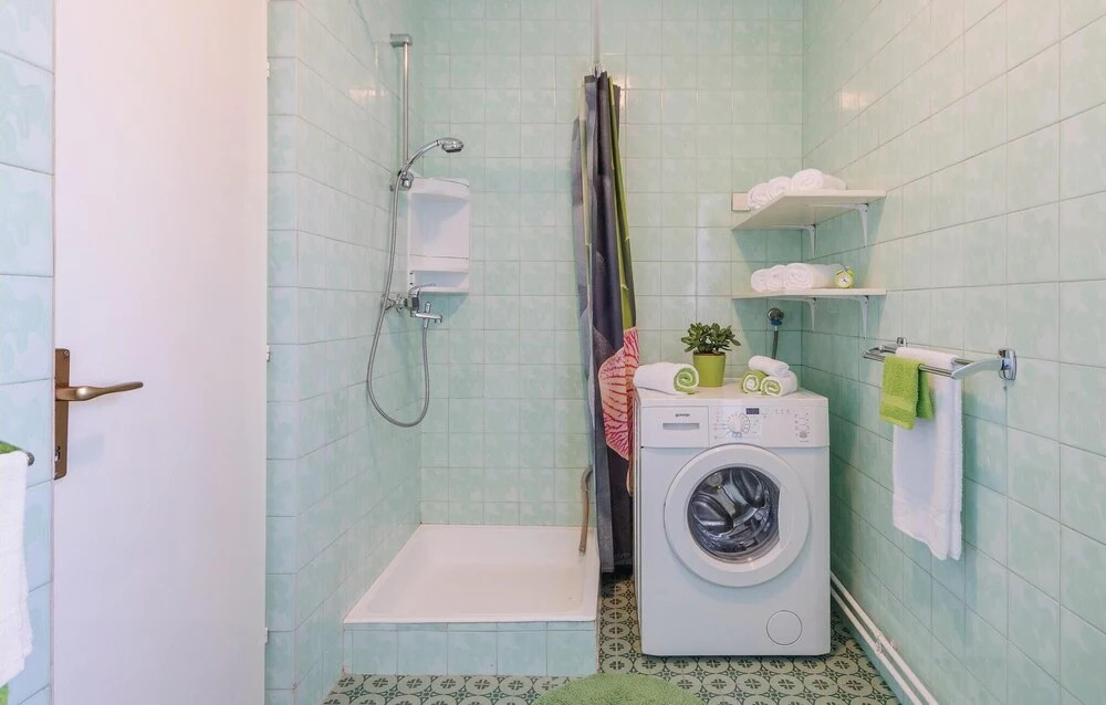 Amazing Home in Valbandon With Wifi and 2 Bedrooms