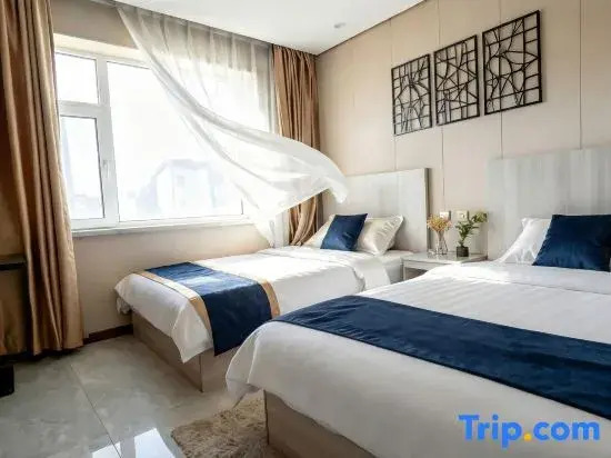 Yinhe Hotel (Changbaishan Shopping Center)