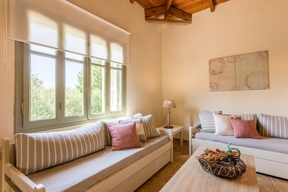 Stoupa Apartments Ilias