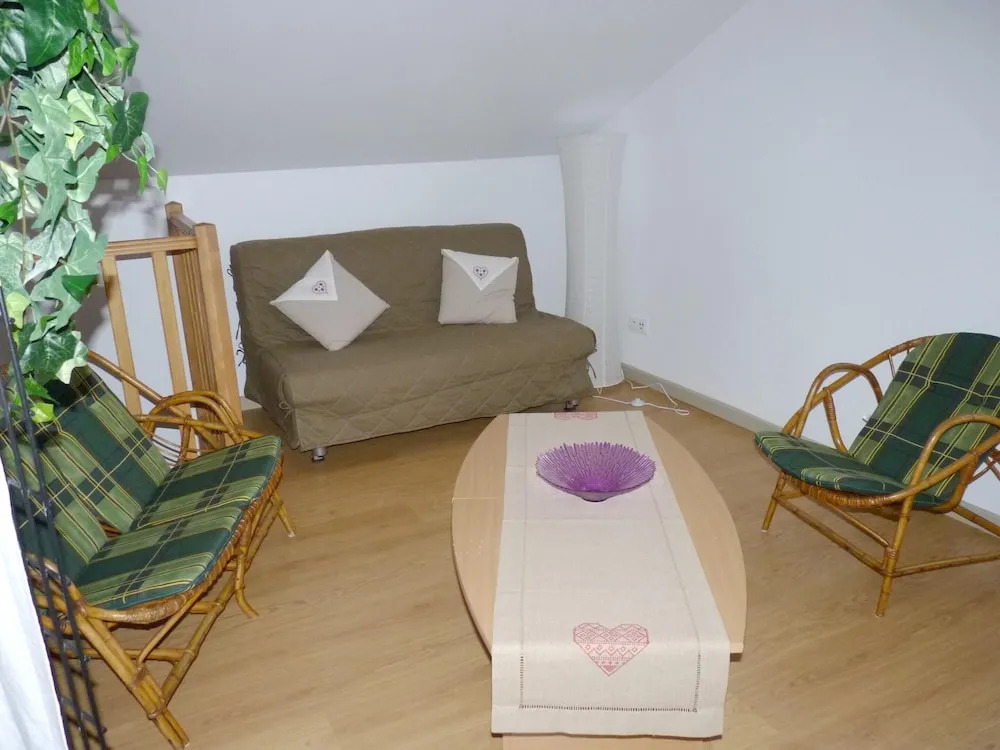 House With 4 Bedrooms in Gérardmer, With Wonderful Lake View, Furnishe