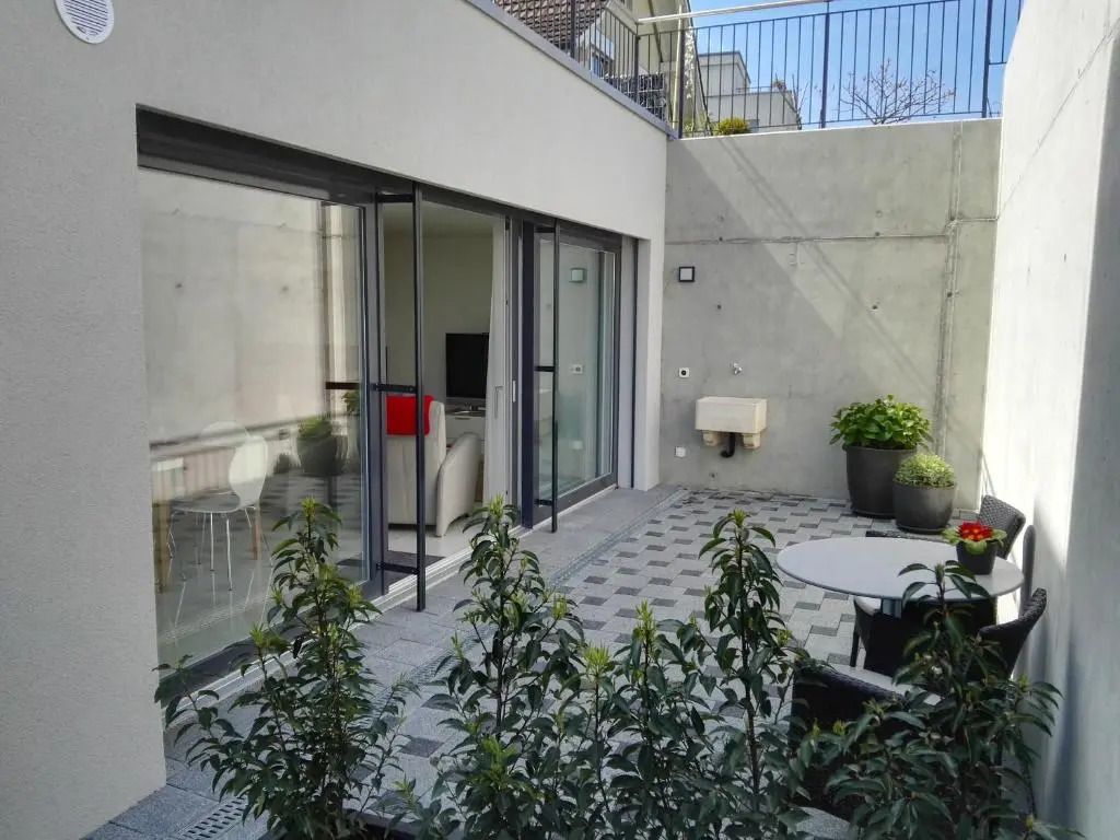 Sunrise Apartment