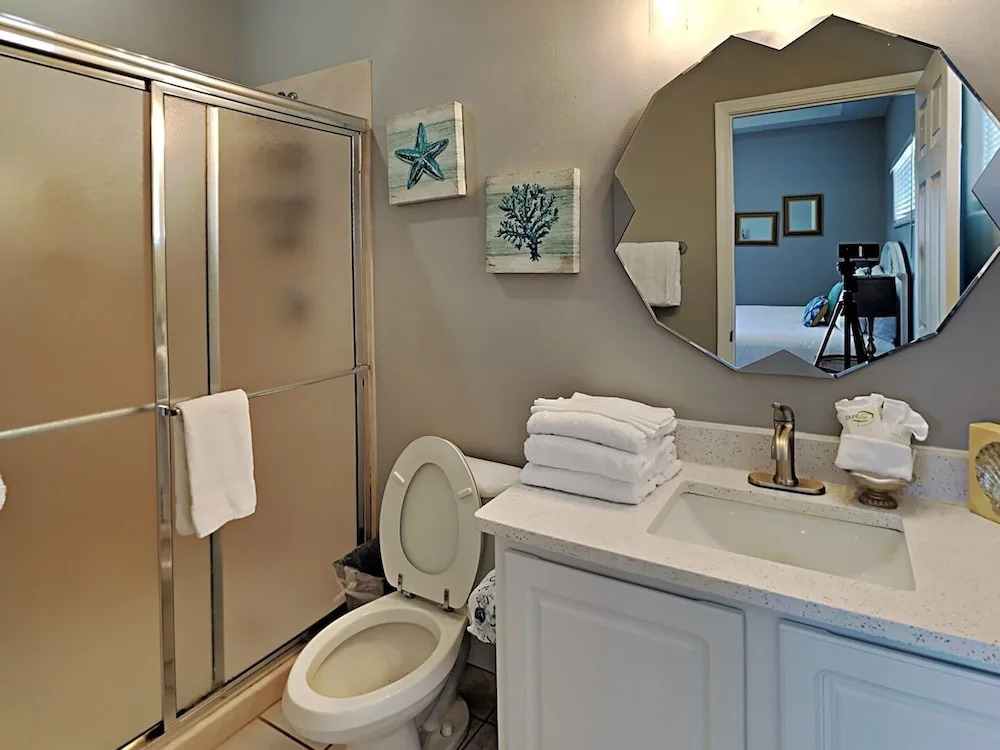 Sandpiper Cove #4213 by Southern Vacation Rentals