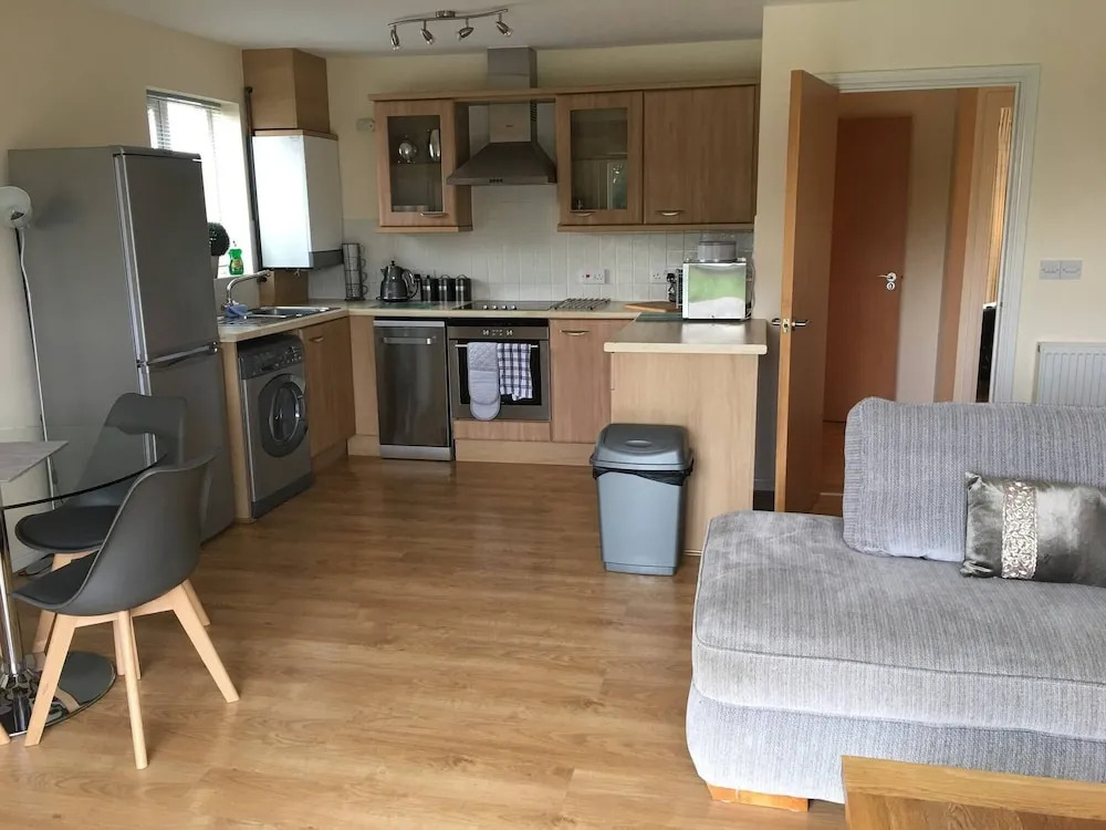 Riverside Penthouse 2BR & 2 Bath 2 Parking View Near St Neots