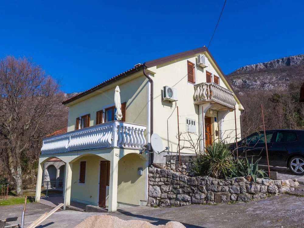 Apartment Jelena