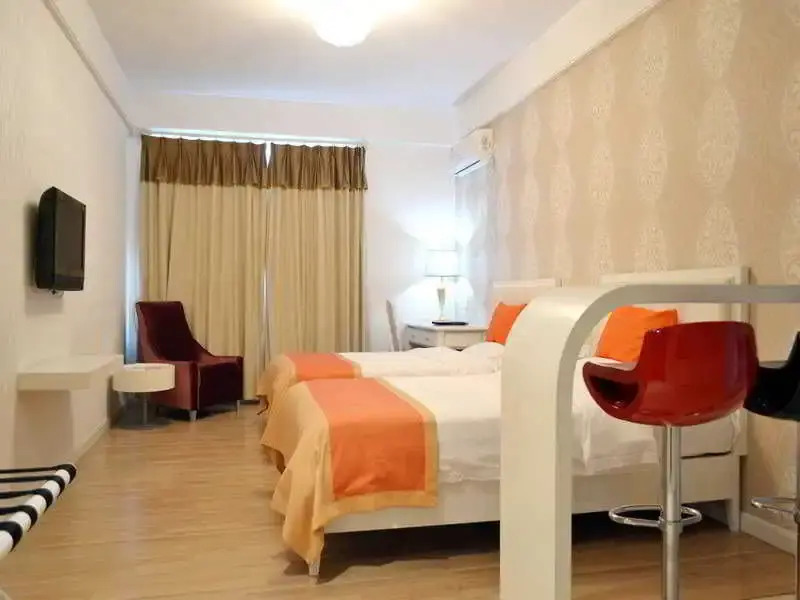 Guangzhou Pleasant Grasse Hotel