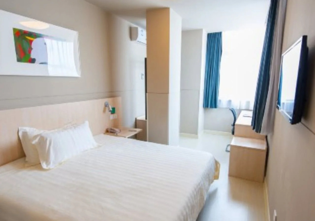 Jinjiang Inn Wuhan Zhonghua Road HuangheLou Branch