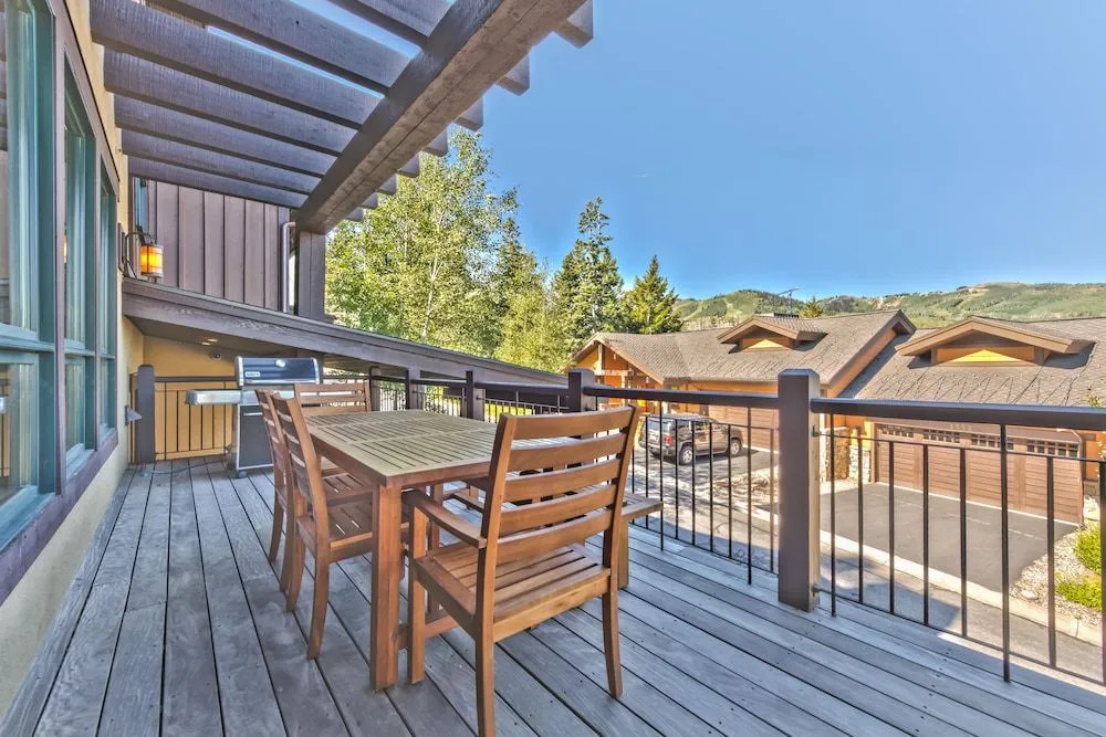 Deer Valley Lookout #26