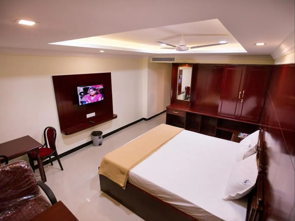 Hotel PVK Grand Dindigul