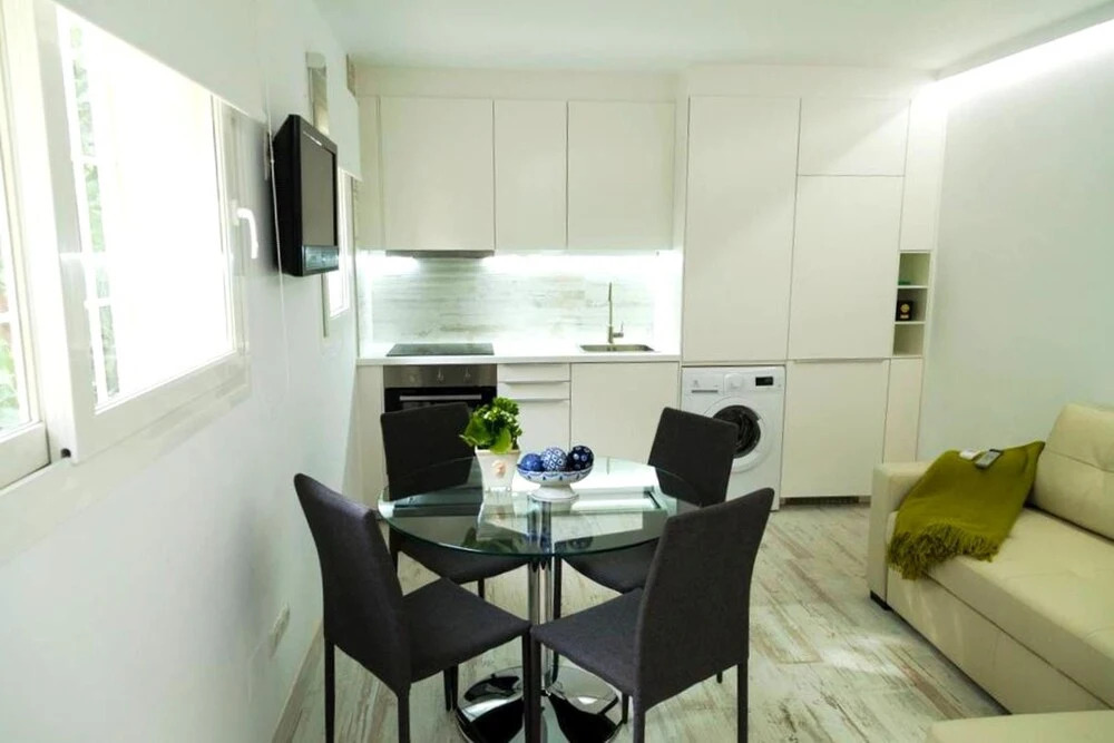 Apartment With 2 Bedrooms in Estepona, With Wonderful sea View and Wif
