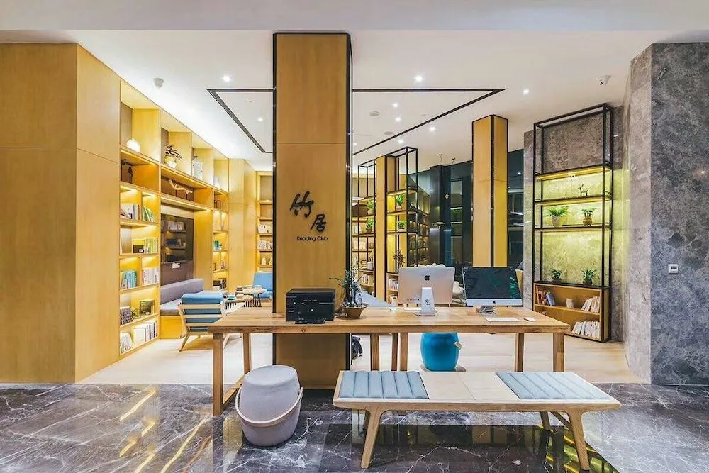 Ningbo Tianyi Square Atour Hotel