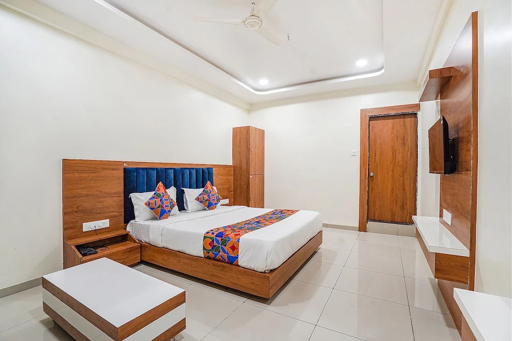 Fabhotel Hk Villa