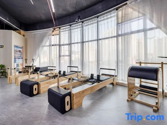 Yeste Hotel (Baise High-Speed Railway  Station)