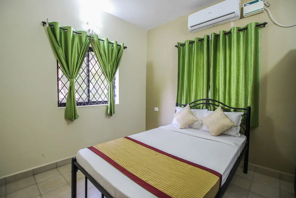 OYO Home 1134 Studio Riverside 1BHK Siolim