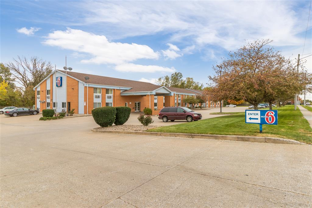 Motel 6 Davenport, IA