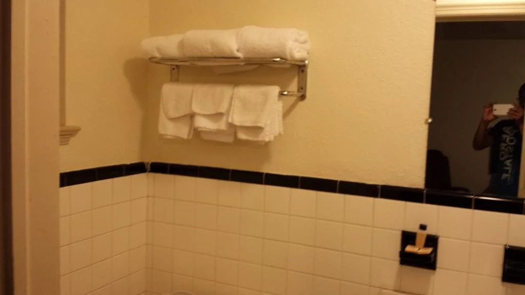 Red Carpet Inn & Suites New Cumberland