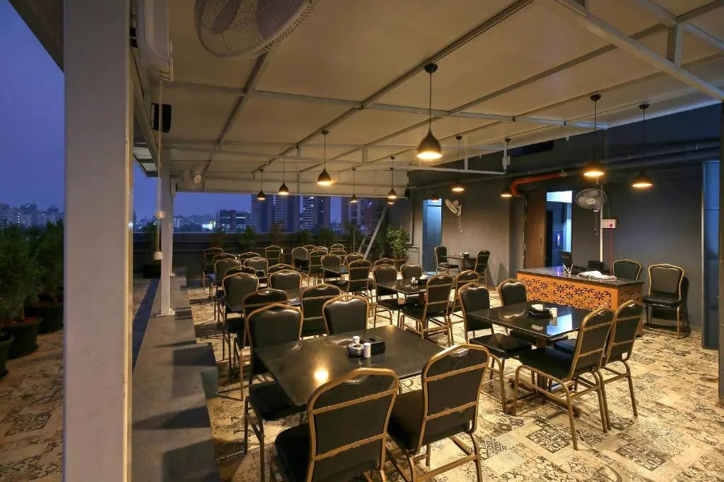 Magnus Fortune House Business Hotel , Magarpatta Pune