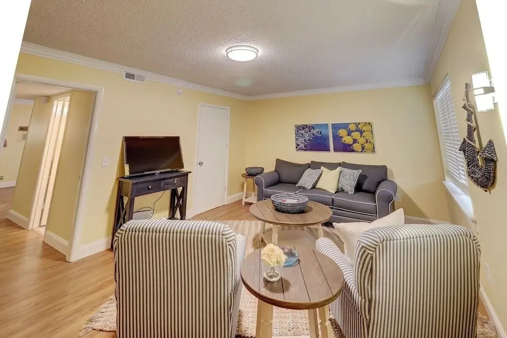 Family 2BR Retreat Near Beach + Pool Hilton Head