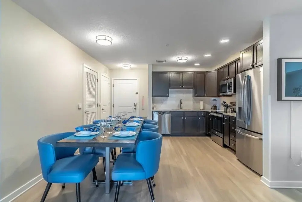 4001 Vista Cay