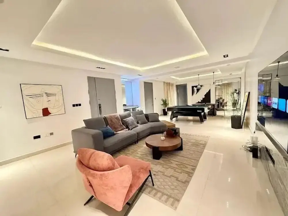 Cozy Cove Residence