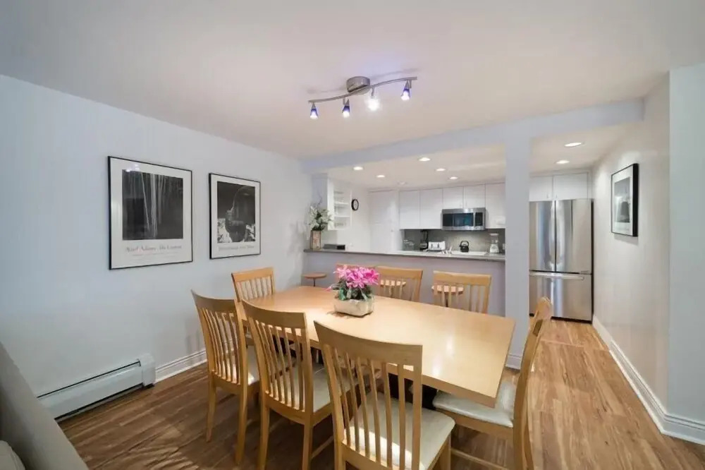 Vail Village 3 Bedroom Condo At The Covered Bridge - Pool, Hot Tub & More