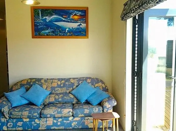 Manuka Bach - Matarangi Holiday Home