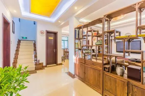 Cha Nong Guesthouse