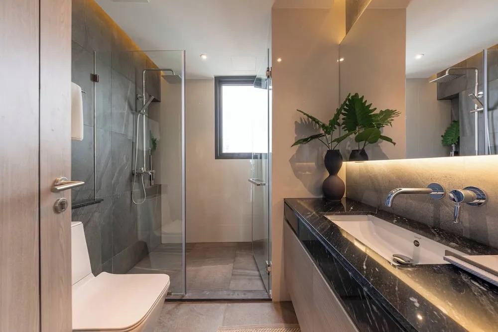 2 Bed Room Sea View Luxury Unit - Beachfront Unit