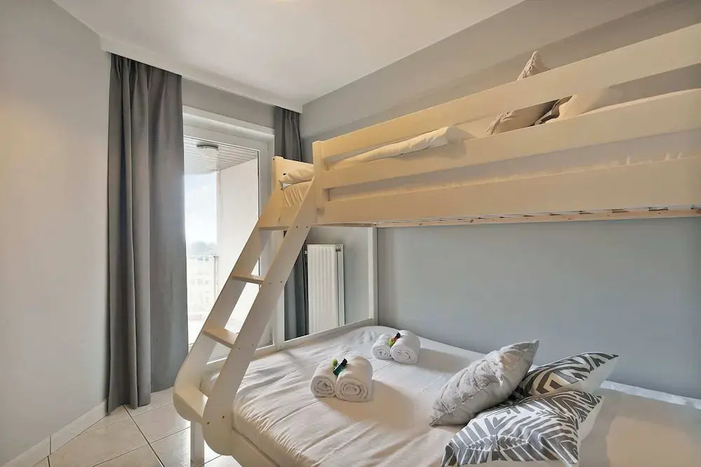 Lovely Apartment With Stunning Sea-view
